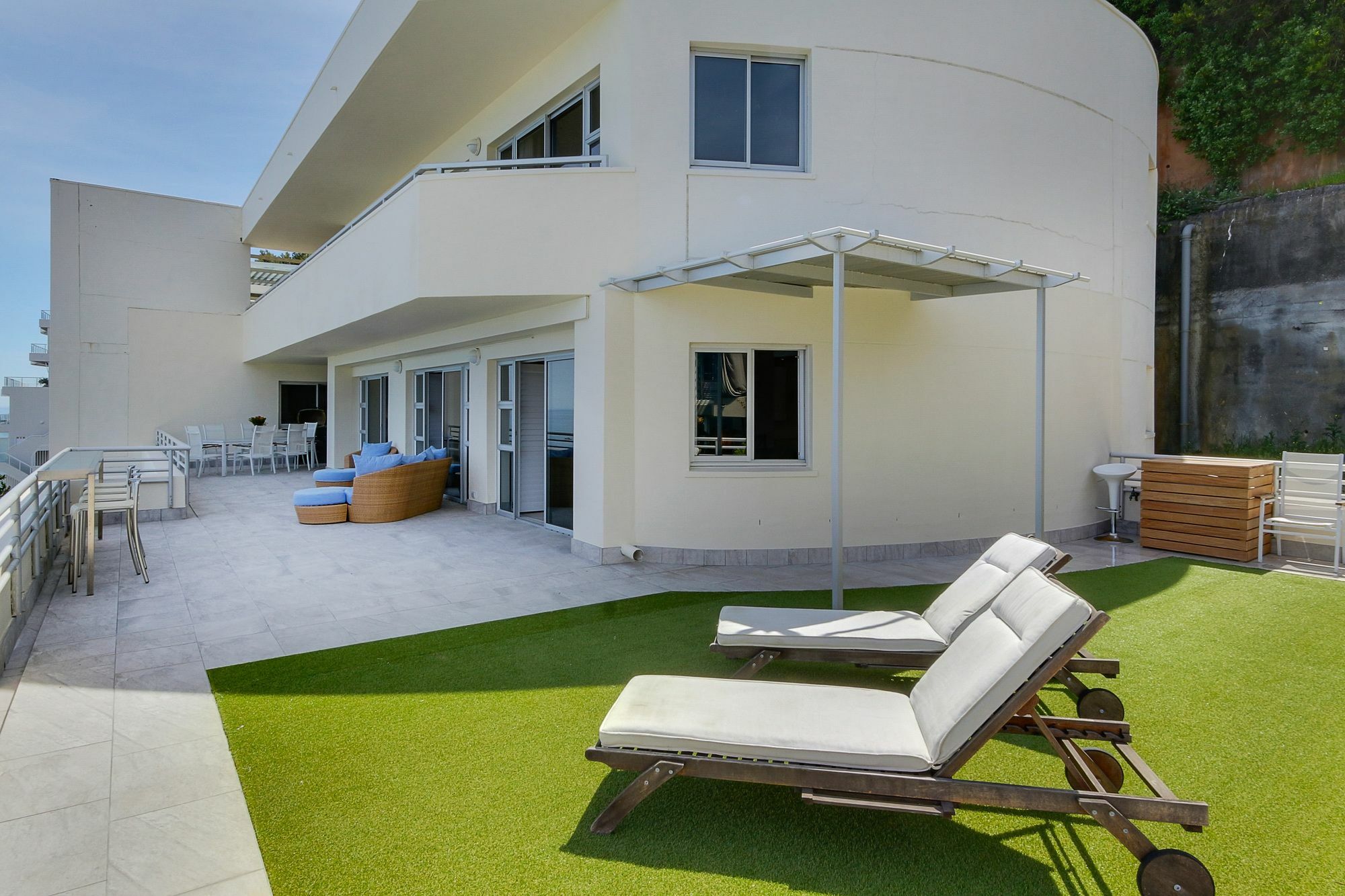 Dunmore Apartment
